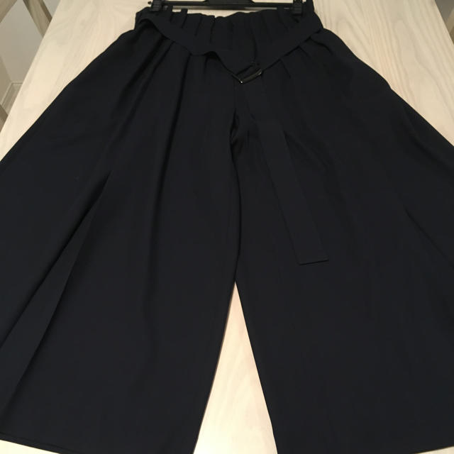 5000円お値下げ!アドーア ネイビーガウチョパンツ balibronze.com