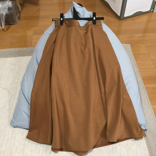 ジーユー(GU)の今期 ポケット付きスカート(ひざ丈スカート)