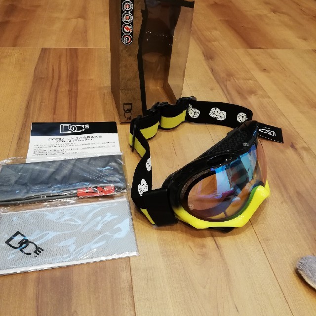 DICE(ダイス)の新品 DICE ダイス OAKLEY オークリー DRAGON SPY ゴーグル スポーツ/アウトドアのスノーボード(アクセサリー)の商品写真