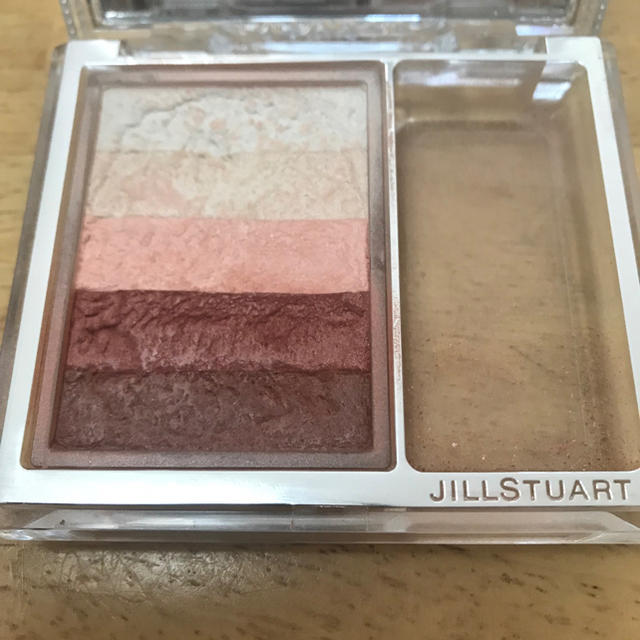 JILLSTUART(ジルスチュアート)のジル・スチュアート ブルーミング・デュー オイルインブラッシュ08 コスメ/美容のベースメイク/化粧品(チーク)の商品写真