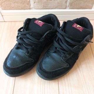 ナイキ(NIKE)の《処分価格！》美品!! ナイキ ダンクSB ブラック(スニーカー)