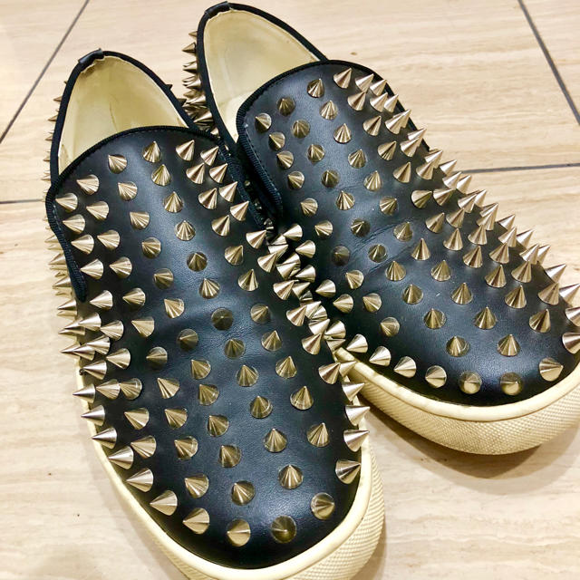 Christian Louboutin - ルブタン 靴 スリッポン トゲトゲの通販 by みゅうみゅう's shop｜クリスチャンルブタンならラクマ