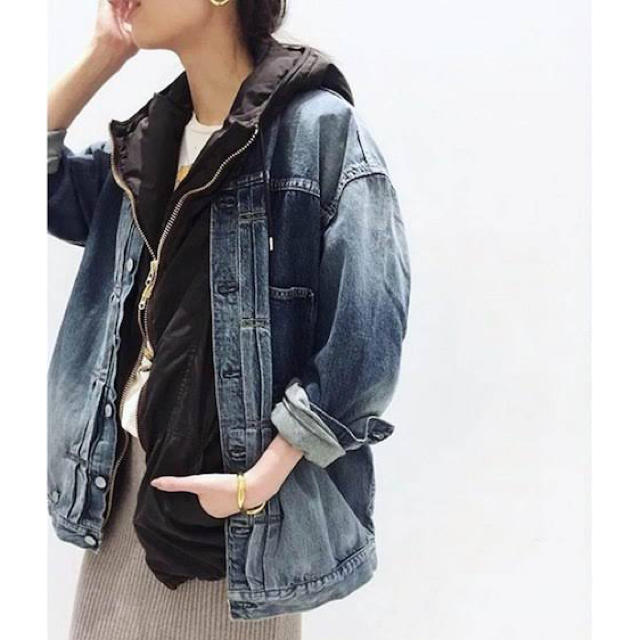 L'Appartement DEUXIEME CLASSE(アパルトモンドゥーズィエムクラス)のアパルトモンSTAMMBAUM OVERSIZE DENIM JACKET 36 レディースのジャケット/アウター(Gジャン/デニムジャケット)の商品写真