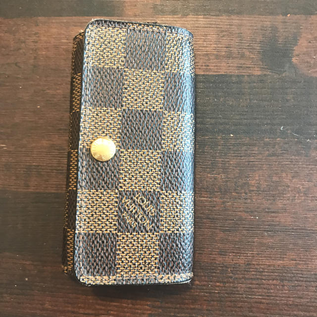 LOUIS VUITTON(ルイヴィトン)のルイヴィトンダミエキーケース レディースのファッション小物(キーケース)の商品写真