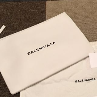 バレンシアガ(Balenciaga)の 最終値下げ！送料無料 未使用BALENCIAGAクラッチバッグ (クラッチバッグ)