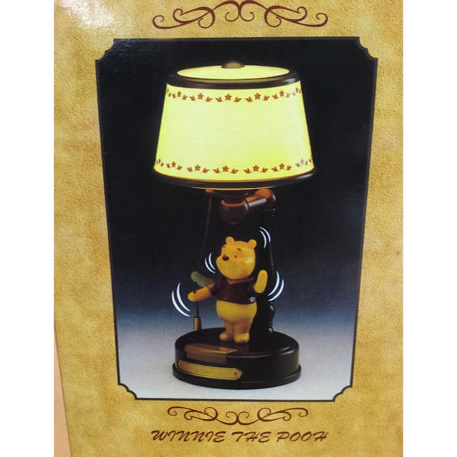 Disney(ディズニー)のクラシックアクションランプ スタンドライト プーさん インテリア/住まい/日用品のライト/照明/LED(テーブルスタンド)の商品写真