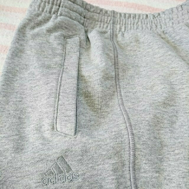 adidas(アディダス)の★アディダスadidasスエットパンツ(レディース・M) レディースのトップス(トレーナー/スウェット)の商品写真