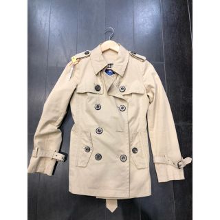 バーバリー(BURBERRY)のBurberry ショートトレンチコート(トレンチコート)