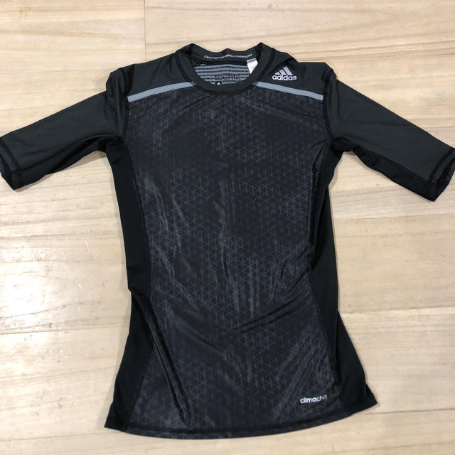 adidas(アディダス)のadidas インナー☆5分袖 メンズM メンズのトップス(Tシャツ/カットソー(七分/長袖))の商品写真