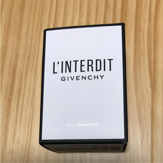 GIVENCHY(ジバンシィ)のGIVENCHY ランテルディオーデパルファム 【ミニボトル付】 コスメ/美容の香水(香水(女性用))の商品写真