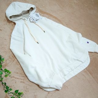 イエナ(IENA)のIENA×champion *新品￥12300  プルオーバーパーカー*(パーカー)