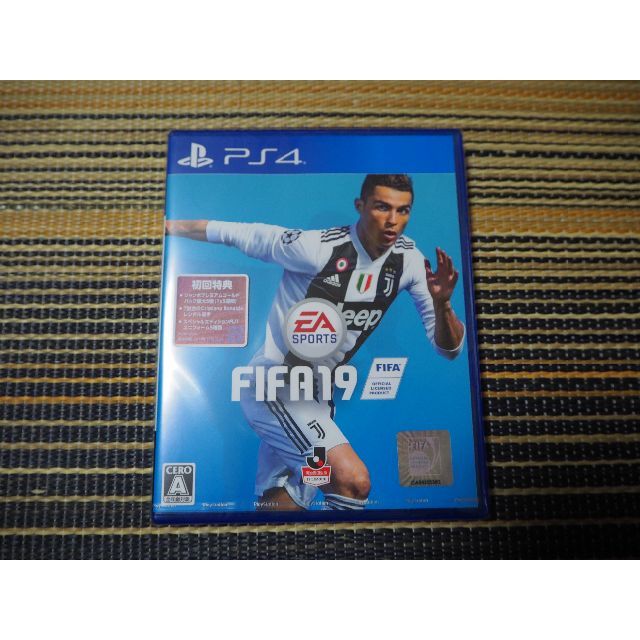 【新品未開封】PS4　FIFA19