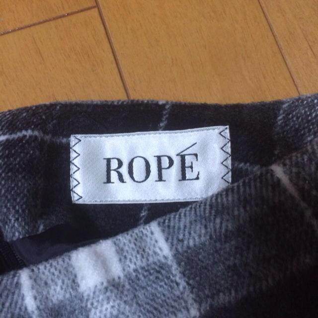 ROPE’(ロペ)のロペ♥︎チェック柄タイトスカート レディースのスカート(ひざ丈スカート)の商品写真