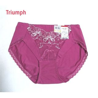 トリンプ(Triumph)のTriumph トリンプ＊綿混 花刺繍ショーツ M パープル(ショーツ)