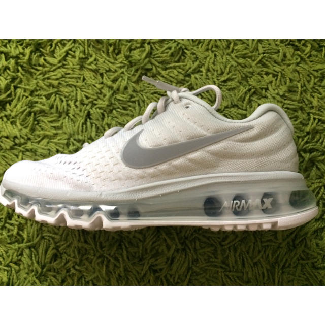 Nike エアマックス17 新品 未使用 Airmax スニーカー レディースの通販 By Vcone S Shop ナイキならラクマ