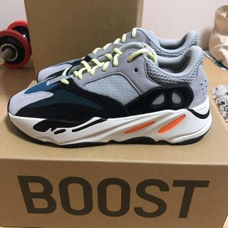 アディダス(adidas)のyeezy boost 700(スニーカー)