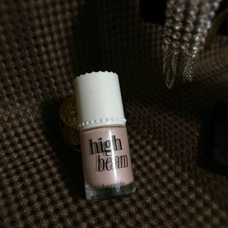 ベネフィット(Benefit)の♡benefit♡新品 high beam リキッドハイライター(化粧下地)