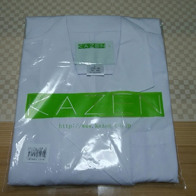 KAZEN(カゼン)の値下げ新品KAZENの白衣 レディースのレディース その他(その他)の商品写真