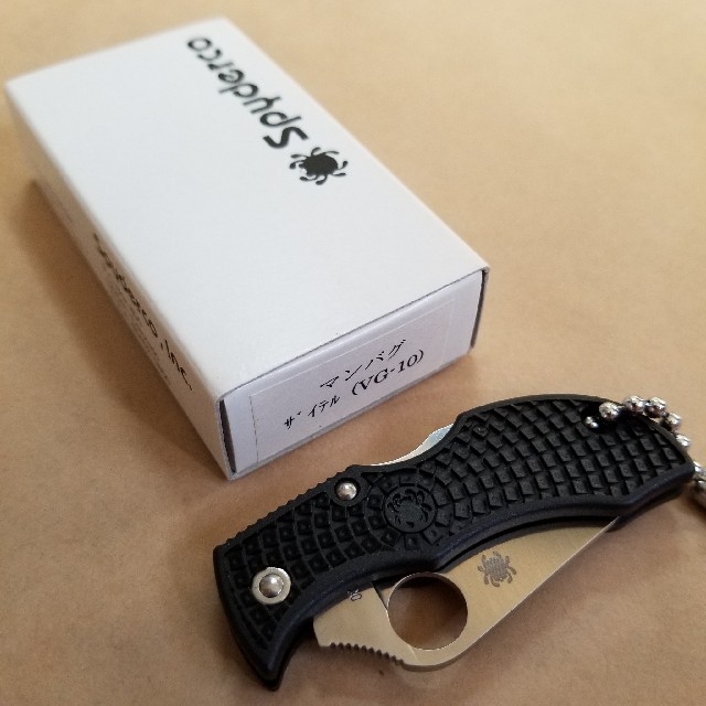 Spyderco(スパイダルコ)の【未使用】SPYDERCO  MANBUG（波刃） スポーツ/アウトドアのアウトドア(その他)の商品写真