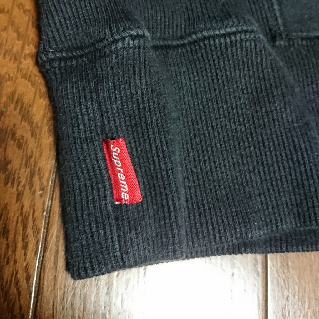 Supreme(シュプリーム)のsupreme     黒トレーナー‼️ メンズのトップス(スウェット)の商品写真