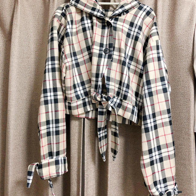 BURBERRY(バーバリー)のBURBERRY柄 ショート丈シャツ レディースのトップス(シャツ/ブラウス(長袖/七分))の商品写真