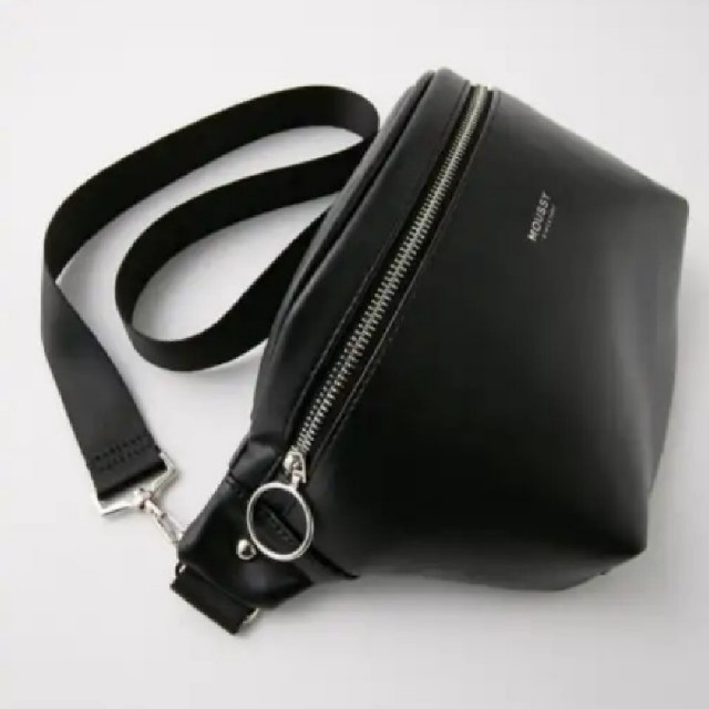 moussy(マウジー)の新品WAIST&SHOULDERバッグ 合成皮革ブラック 圧縮しラクマパック郵送 レディースのバッグ(ボディバッグ/ウエストポーチ)の商品写真