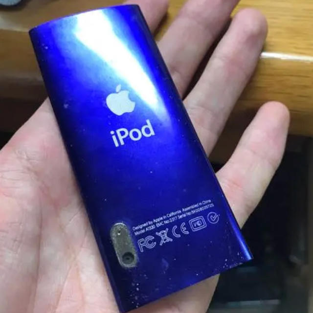 Apple(アップル)のipod nano パープル ジャンク品 スマホ/家電/カメラのオーディオ機器(ポータブルプレーヤー)の商品写真