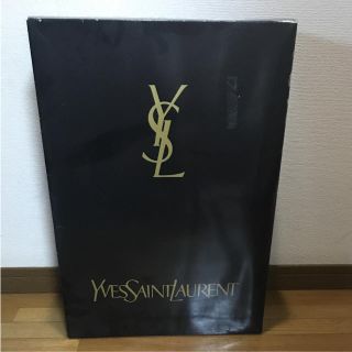 イヴサンローランボーテ(Yves Saint Laurent Beaute)のイヴ サン ローラン  クッション(クッション)