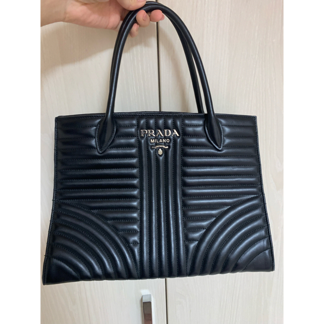 PRADA カバン年末セール