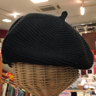 大幅値下げ中 ニットベレー帽(ハンチング/ベレー帽)