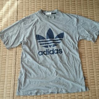 アディダス(adidas)のアディダス Tシャツ グレー(Tシャツ/カットソー(半袖/袖なし))