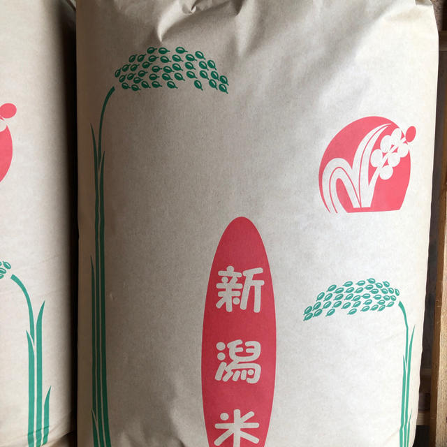 あなたにおすすめの商品 新米！新潟県産コシヒカリ玄米30kg 米/穀物