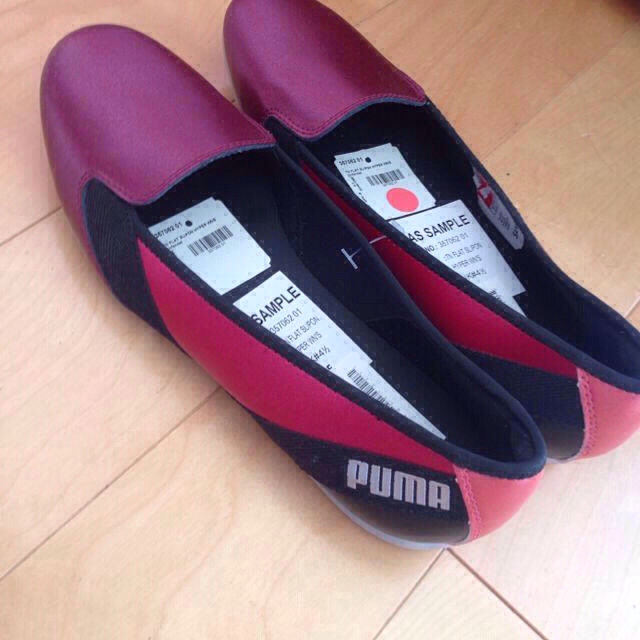 PUMA(プーマ)の送料込み 未使用！プーマ スニーカー レディースの靴/シューズ(スニーカー)の商品写真