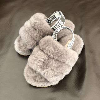 アグ(UGG)の【期間限定セール】UGG kidsサンダル 16cm(サンダル)