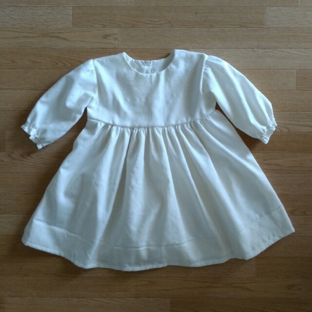 ハンドメイド　ワンピース　90㌢ キッズ/ベビー/マタニティのキッズ服女の子用(90cm~)(ワンピース)の商品写真