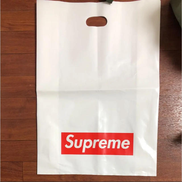 Supreme(シュプリーム)のシュプリーム/ショップバッグ メンズのメンズ その他(その他)の商品写真