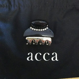 アッカ(acca)の未使用保管品❗️ acca クリップ 小 4㎝ 黒 アッカ 保存袋付き(バレッタ/ヘアクリップ)