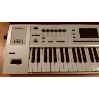 ローランド(Roland)の限定色　Roland FA-06 SC ホワイト(キーボード/シンセサイザー)