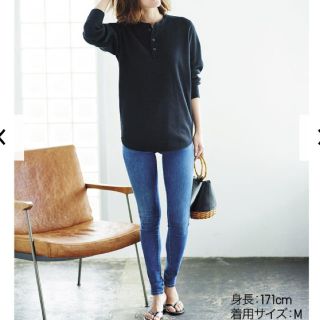 ユニクロ(UNIQLO)のUNIQLO ワッフル ヘンリーネック ワッフルヘンリーネックT L ブラック(Tシャツ/カットソー(七分/長袖))