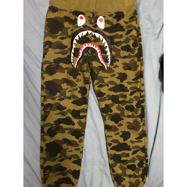 Bape シャーク グリーンカモパンツパンツ