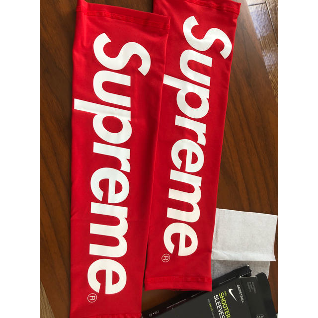 バスケット Supreme - Supreme NIKE SLEEVES シュプリーム スリーブ 黒