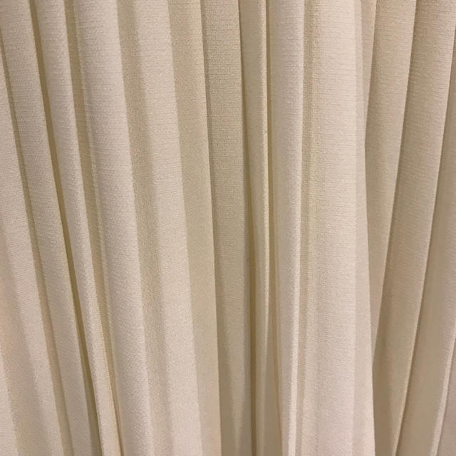 Couture Brooch(クチュールブローチ)のニットトップス  ホワイト Couture brooch レディースのトップス(Tシャツ(半袖/袖なし))の商品写真