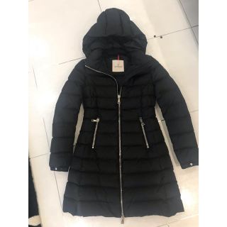 モンクレール(MONCLER)の美品モンクレール ダウンコートOROPHINブラック00オルファン(ダウンコート)