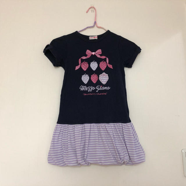 mezzo piano(メゾピアノ)のNo.361 メゾピアノ ロングTシャツ 130 キッズ/ベビー/マタニティのキッズ服女の子用(90cm~)(Tシャツ/カットソー)の商品写真