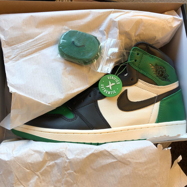 NIKE(ナイキ)の送料無料！Air Jordan 1 Pine Green 30cm メンズの靴/シューズ(スニーカー)の商品写真