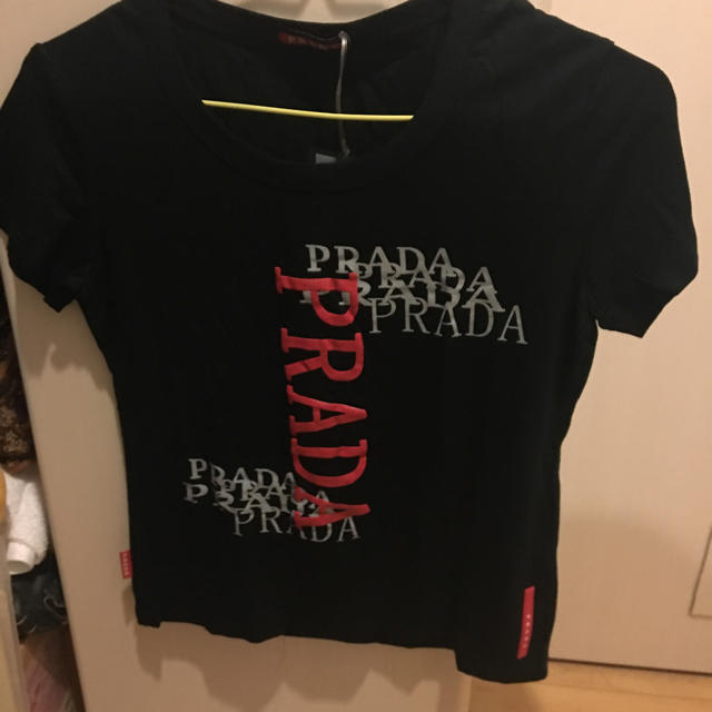PRADA - PRADA Tシャツ 新品の通販 by キョッキョ｜プラダならラクマ