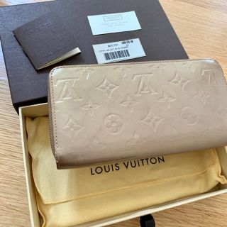 ルイヴィトン(LOUIS VUITTON)のヴェルニ ジッパー長財布 LOUIS VUITTON(財布)