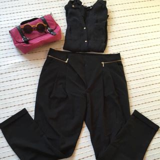 ザラ(ZARA)のZARA blackパンツ(カジュアルパンツ)