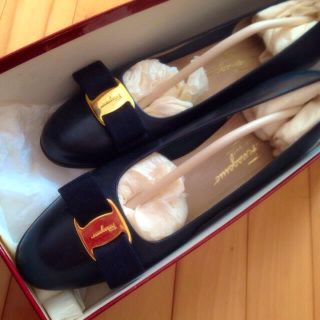 フェラガモ(Ferragamo)のフェラガモ ヴァラ パンプス(ハイヒール/パンプス)