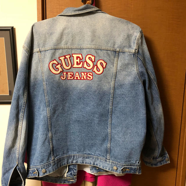 Guessのデニムジャケットのサムネイル